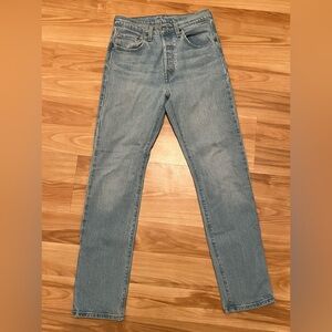 Women's levi jeans